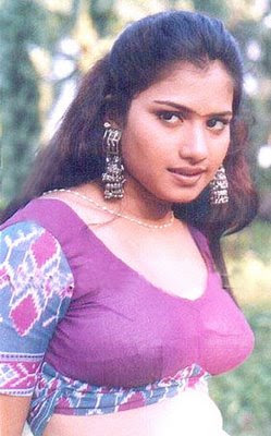Nesha Jawani Ki Desi Mallu Bhabhi Hot In Tight Purple Blouse Hot